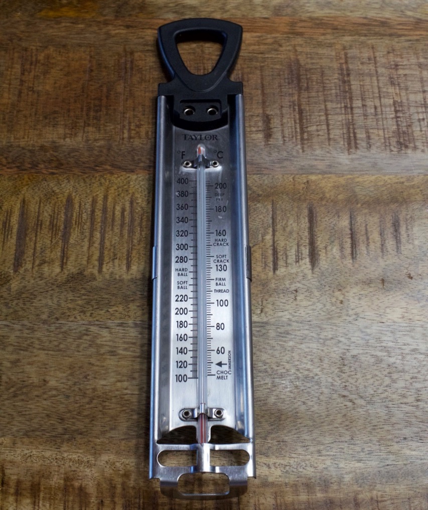 Easy To Calibrate Digital Candy Thermometer – Lynn's Cake, Candy