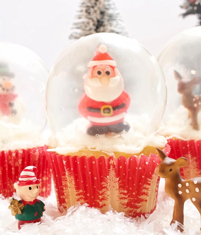 Snow Globe Cupcakes.