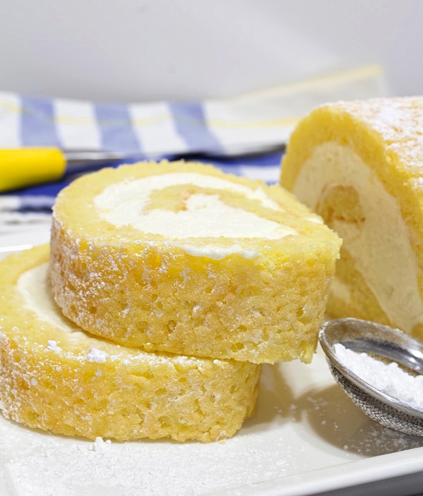 Lemon cake roll.