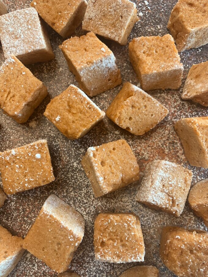This image has an empty alt attribute; its file name is PumpkinSpiceMarshmallows-27-680x907.jpg