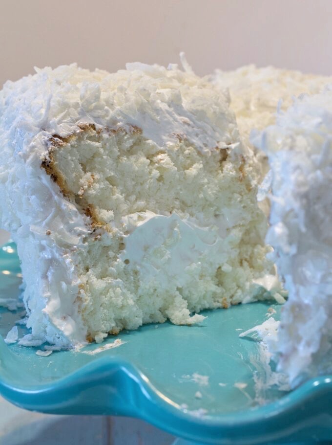 How To Make an Easy Cloud Cake Recipe