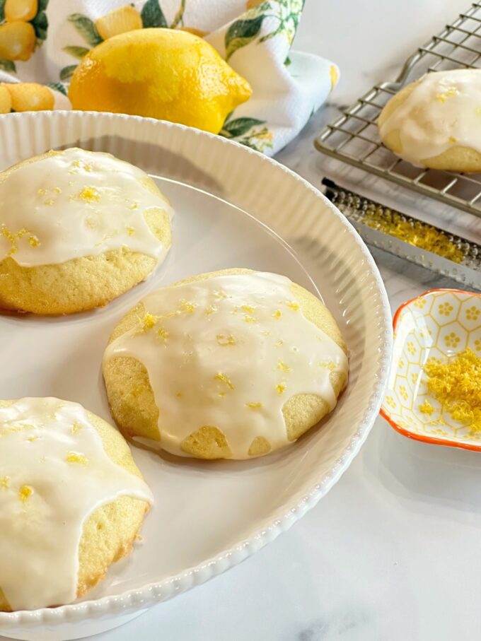 Lemon Cookies.