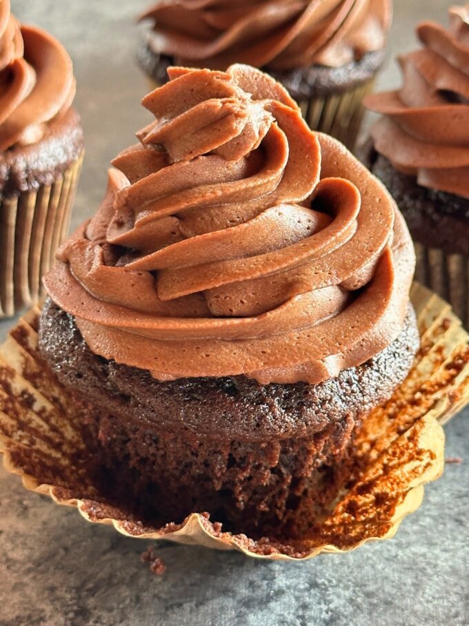 Super Moist Chocolate Cupcakes.