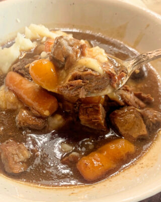 Crockpot Beef Tips and Gravy