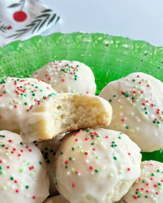 Italian Ricotta Cookies