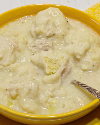 Chicken & Fluffy Dumplings With Gravy