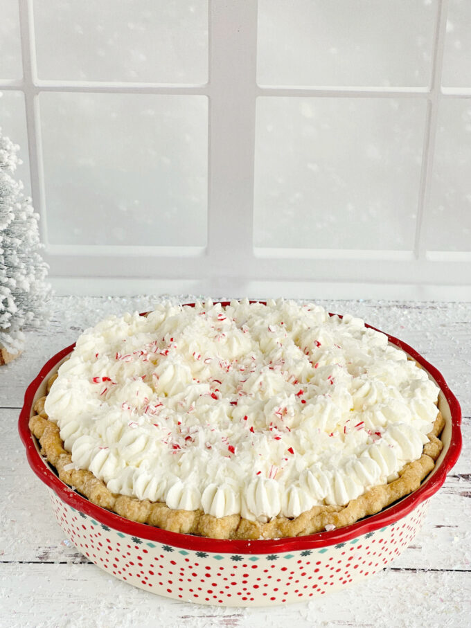 Peppermint White Christmas Pie.