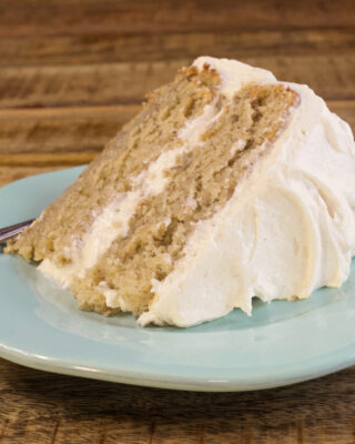 Fresh Banana Cake with Cinnamon Cream Cheese Frosting