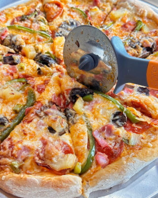 Red Sauce Pizza